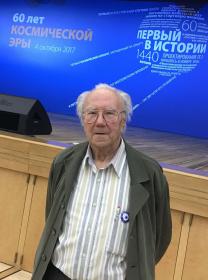  Юрий Иванович Логачев, главный научный сотрудник НИИЯФ МГУ